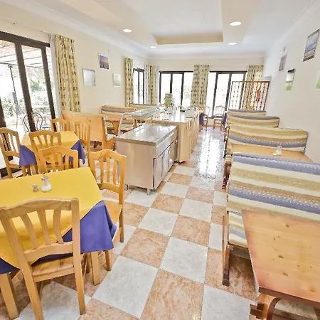 Don Miguel بورت دي بوينسا